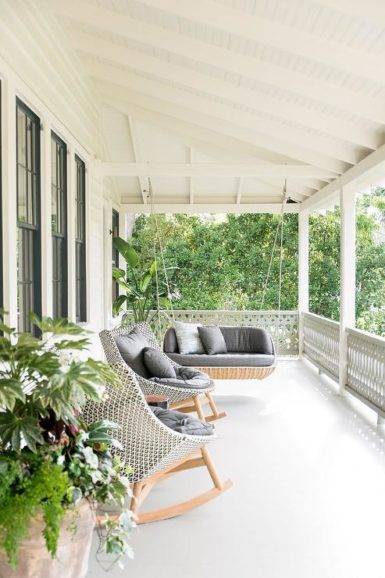 41 Beautiful Modern Front Porch Ideas | Decoist