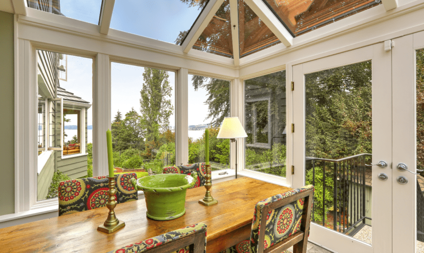 5 Easy Ways to Keep Your Sunroom Cool in the Summer