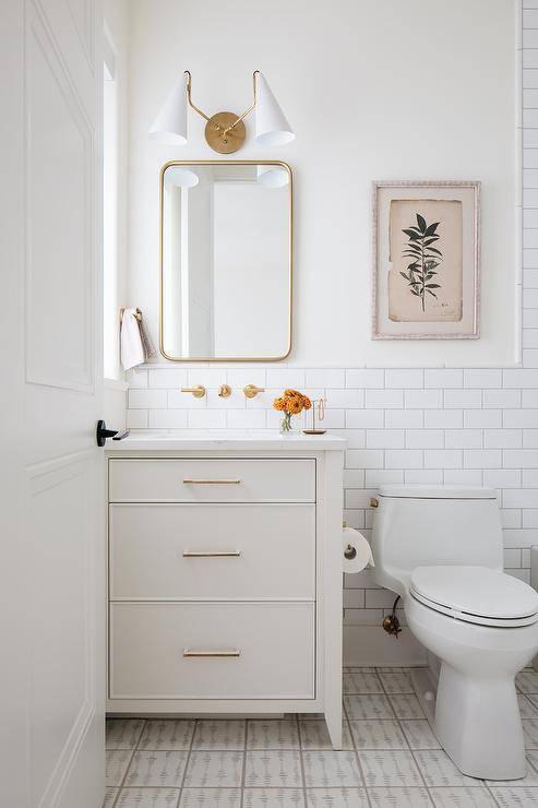 Half bathroom 2024 decor ideas