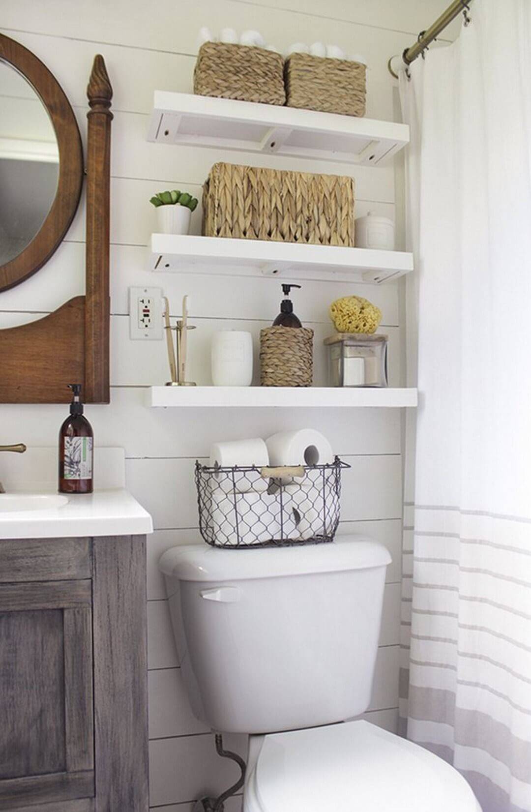 Floating Shelves Is a Trick for Creating Storage in a Small Bathroom