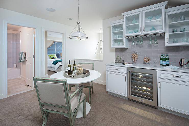 Is a Kitchen or a Kitchenette Best for You?