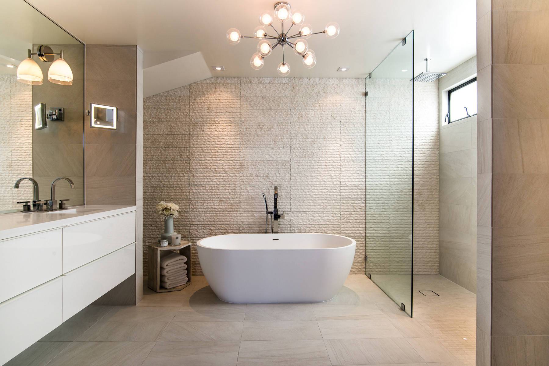 adm-bathroom-ellipse-freestanding-bathtub-glossy-white-63-sw-110-63-x-32-adm-bathroom-design-img_ea9100c706184daf_14-6737-1-0ddbcdf-56616