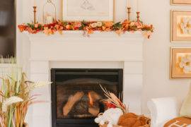 Cozy Fireplace Mantel Decor Ideas to Bring That Fall Flair