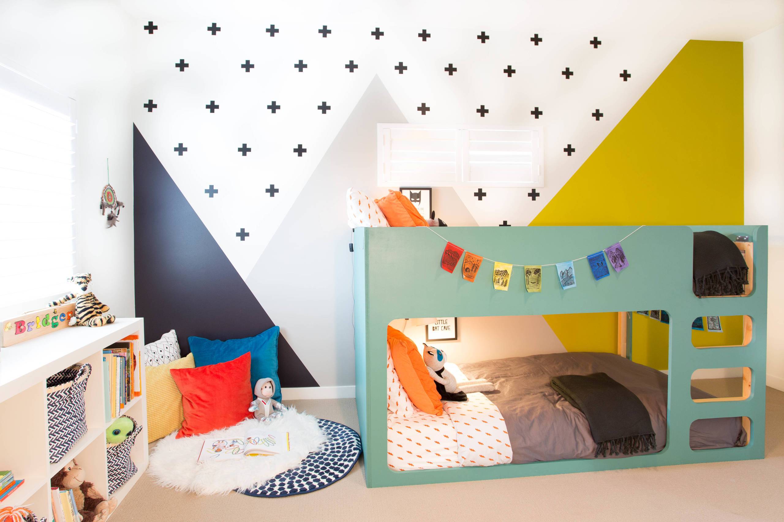 superhero-shared-boys-room-kate-bendewald-interior-design-kbid-img_0d011b4609b71350_14-7370-1-762125f