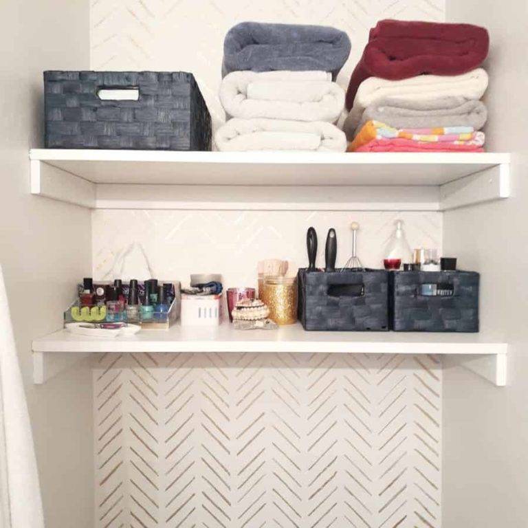 38 Bathroom Closet Ideas for a Clean and Clutter Free Space | Decoist