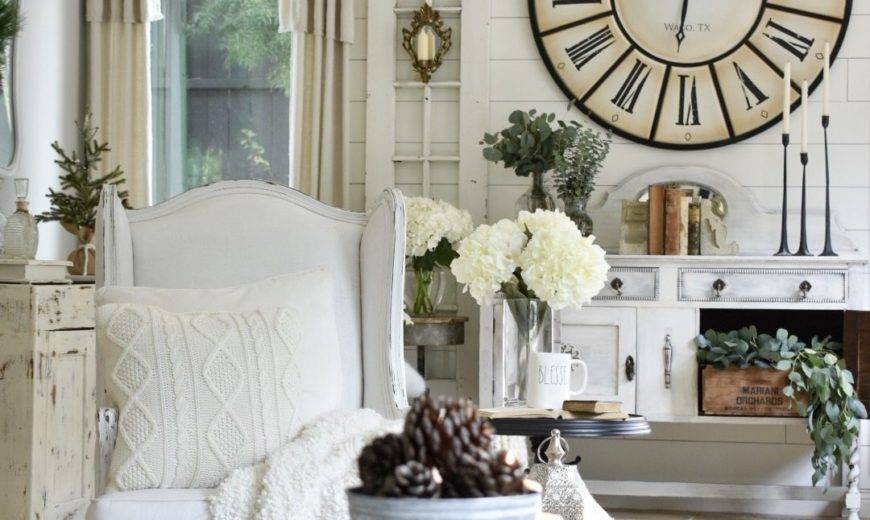 Winter Home Tours: Take a Peek Into Popular Blogger’s Homes