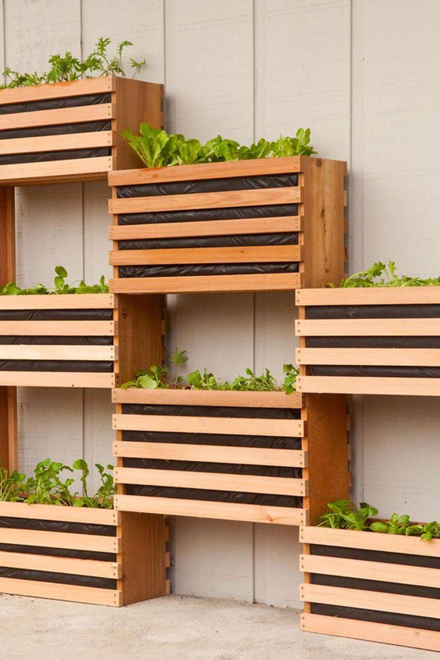 crate vertical garden