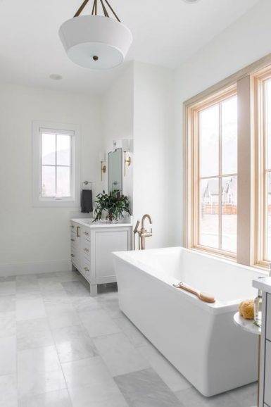 Freestanding Bathtub Design Ideas That Will Work In Any Bathroom [14 ...