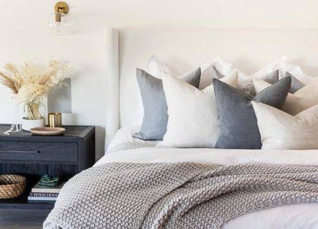 how-to-clean-throw-pillows-and-how-frequently-you-should