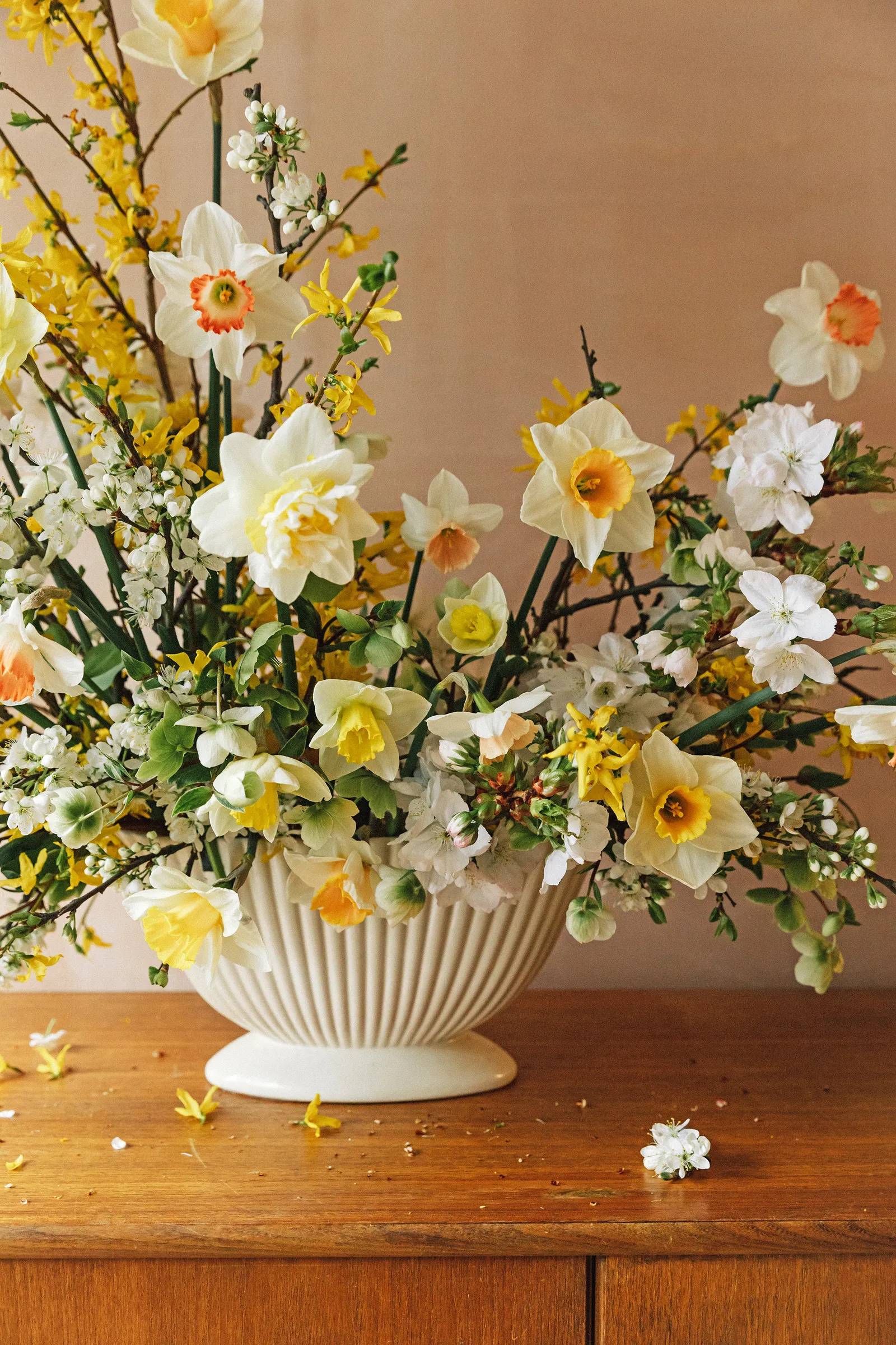 spring flower arrangement 