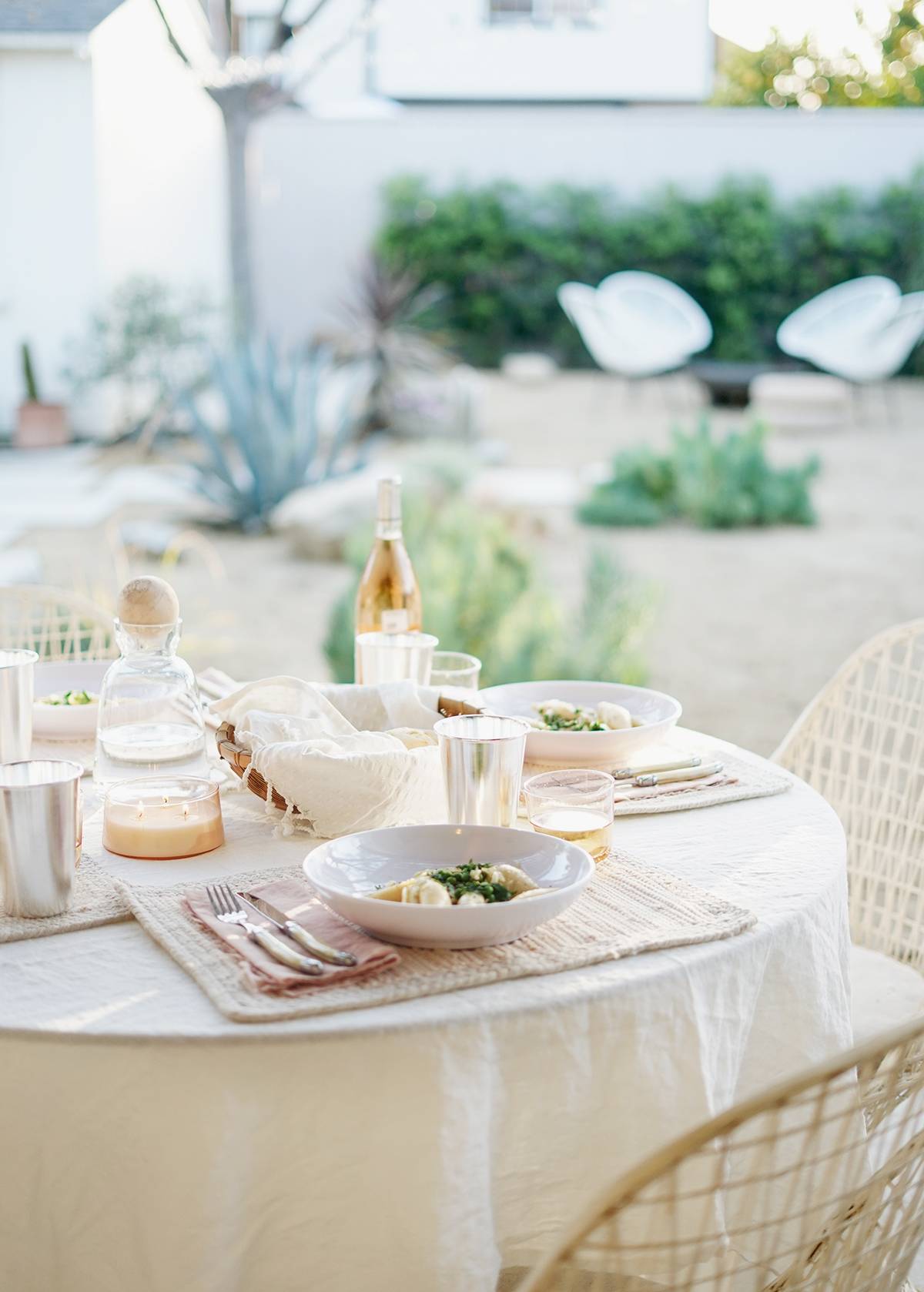 spring tablescape