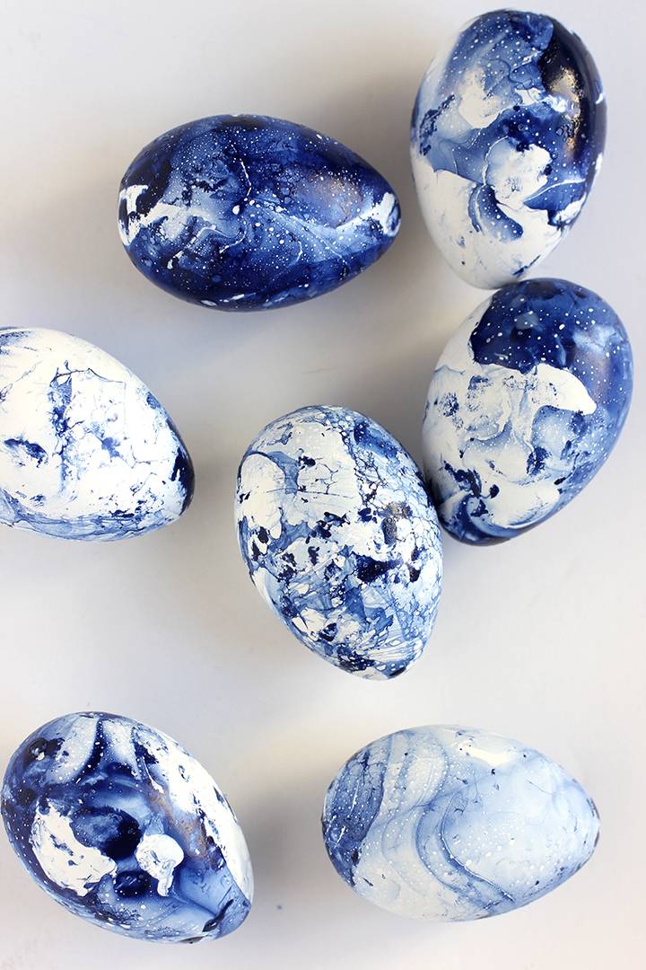 marbled Easter eggs