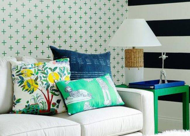 24 Living Room Accent Wall Ideas To Fit Any Style | Decoist