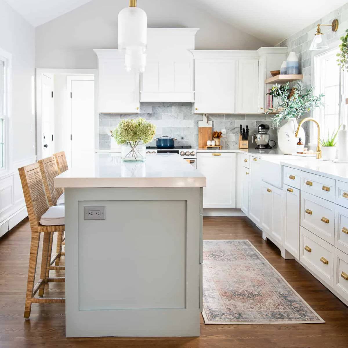 white kitchen