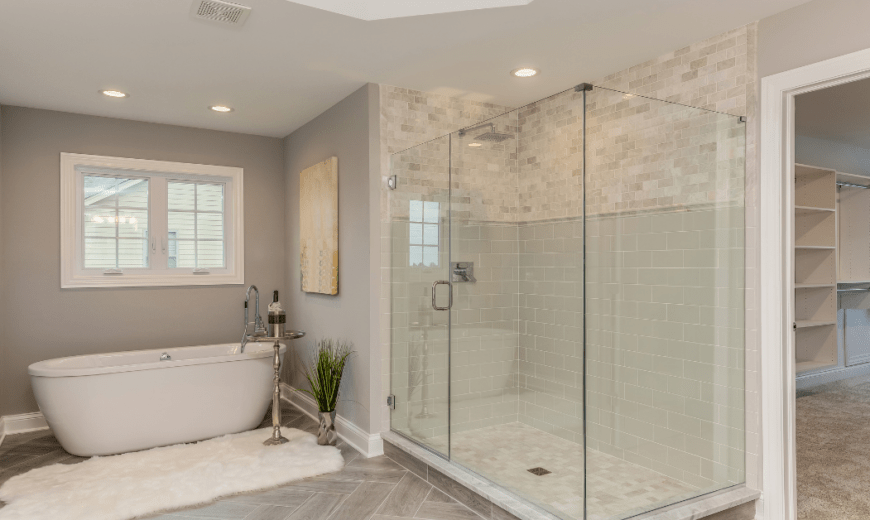 How to Use Glass Cleaner for Keeping Shower Doors Stylish and Clean