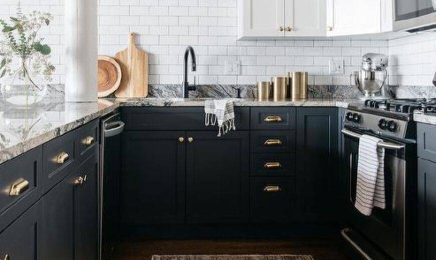 Stylish Two Tone Kitchen Cabinet Ideas for a Modern Look
