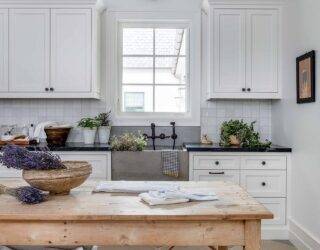 Transform Your Space with a Rustic Small Farmhouse Kitchen