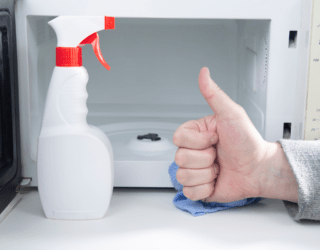 Simple Tricks to Keep Your Microwave Clean