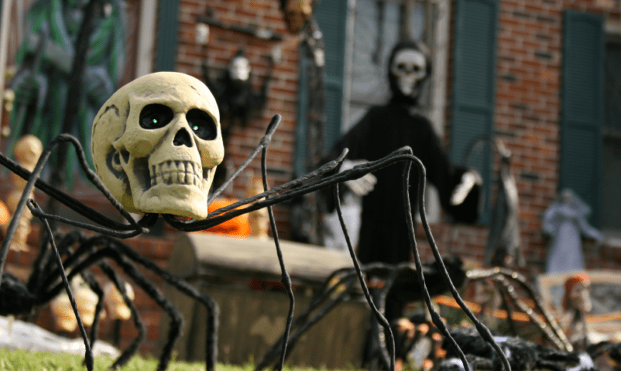 Spooktacular Halloween Front Yard Ideas That Will Wow Your Neighbors