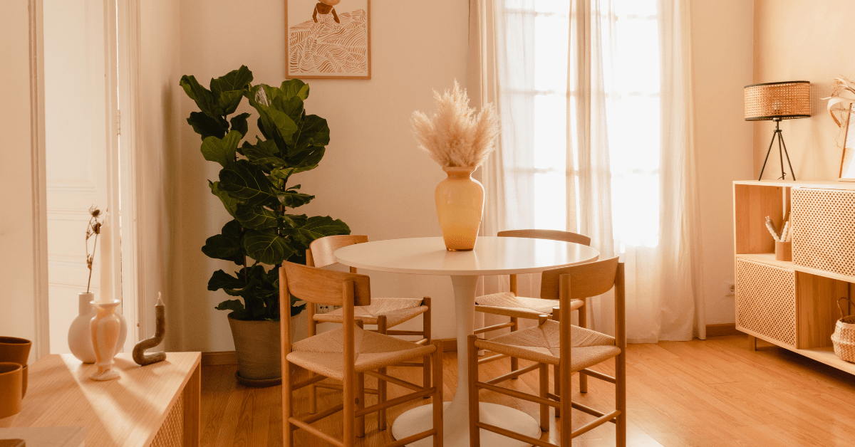 Soft color dinning area with high quality wooden furniture.