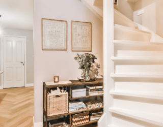 Stylish Staircase Landing Ideas to Elevate Your Home Décor