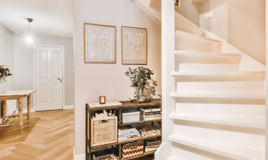 Stylish Staircase Landing Ideas to Elevate Your Home Décor