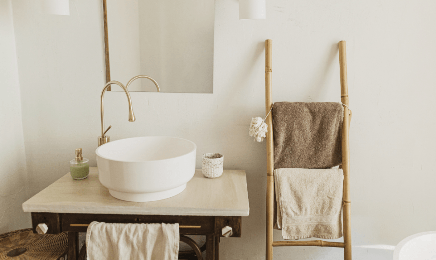 Goodbye Towel Racks: 4 Chic and Functional Alternatives