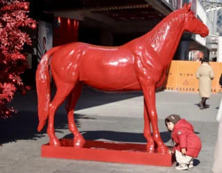 Lunar New Year 2026: Year of the Horse Décor that Feels Modern (Not Kitsch)