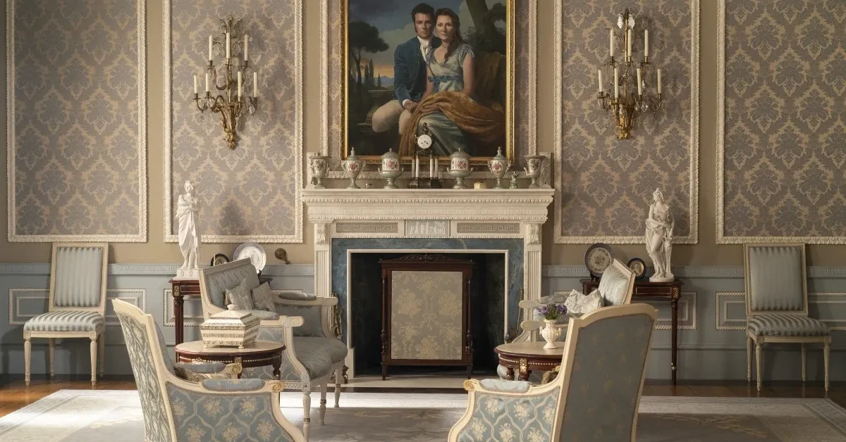 Parlor of Bridgerton house in pastel shades and Regency decor